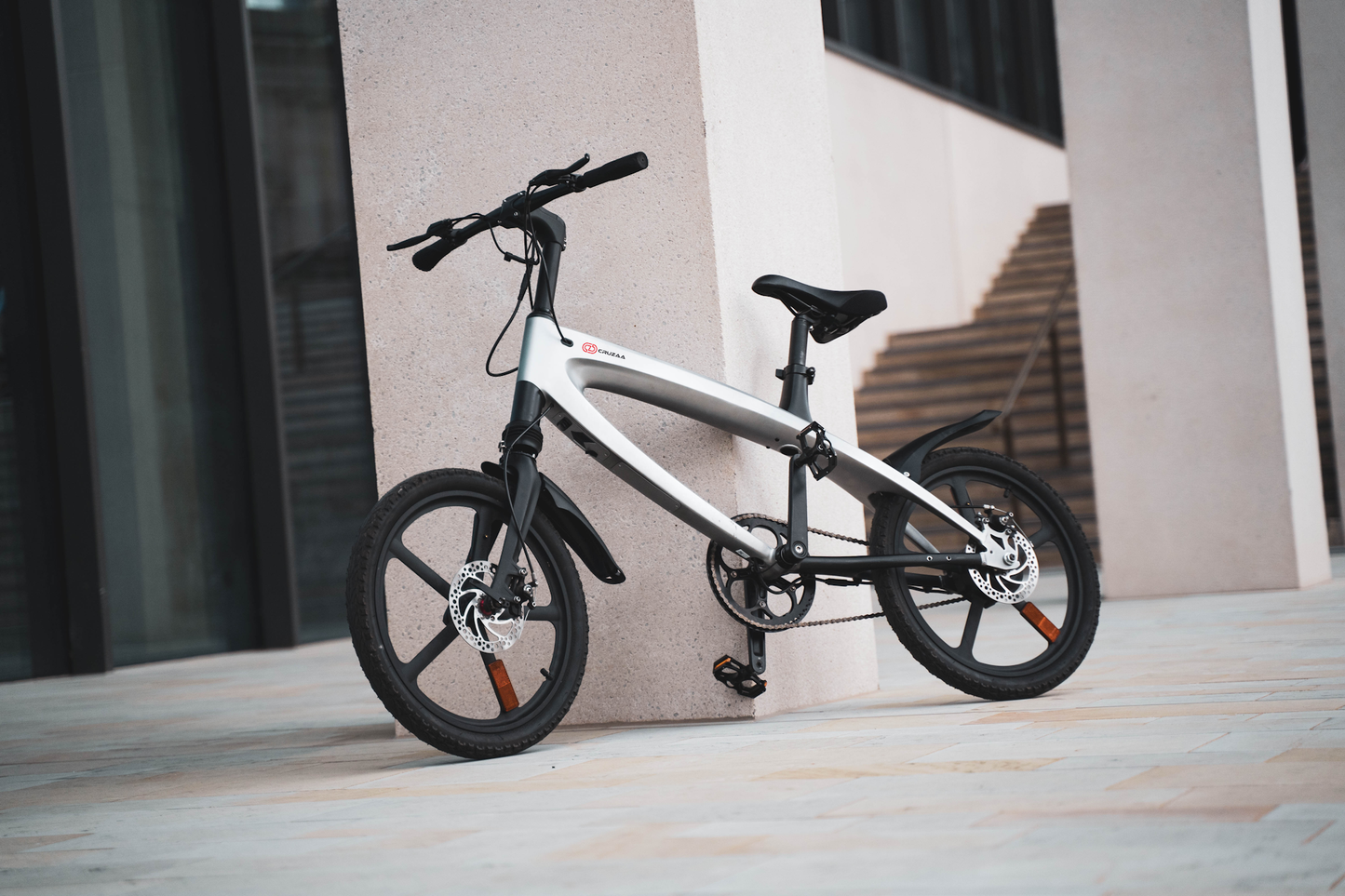 Cruzaa Gunmetal Grey E-Bike with Bluetooth & Speakers